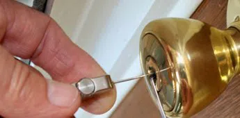 Gold Locksmith Store Houston, TX 713-357-0762 - rekeying-locks